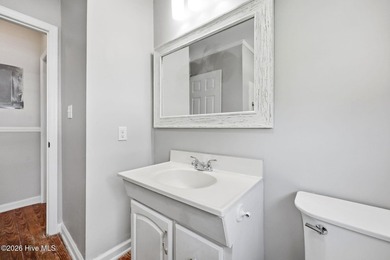 Lakeside Home In Desirable Lake Park. This 3 Bedroom, 2 Bath - photo 40