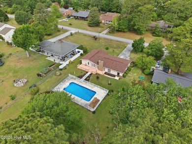 Lakeside Home In Desirable Lake Park. This 3 Bedroom, 2 Bath - photo 42