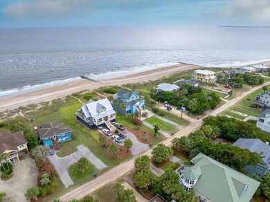Beachfront home located at the Point, is truly the most - photo 7
