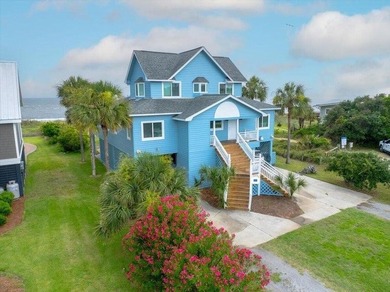 Beachfront home located at the Point, is truly the most - photo 9