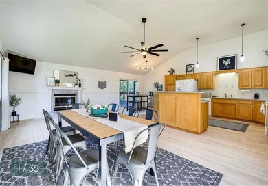 Ready to enjoy a peaceful lake area getaway?Whether you're - photo 12