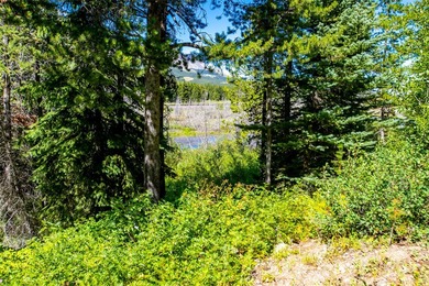 Summit Mountain Lodge is a rare Glacier-area legacy hospitality - photo 16