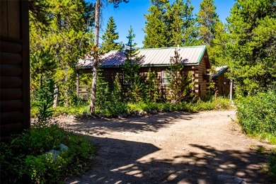 Summit Mountain Lodge is a rare Glacier-area legacy hospitality - photo 21