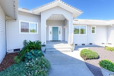 Welcome to 141 Kiwi Lane, a beautifully crafted home offering - photo 26