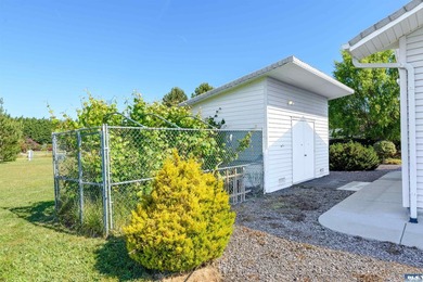 Welcome to 141 Kiwi Lane, a beautifully crafted home offering - photo 32