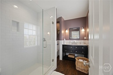 This 6 bedroom 6.5 bathroom property was once a boutique hotel - photo 34