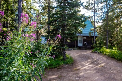 Summit Mountain Lodge is a rare Glacier-area legacy hospitality - photo 36
