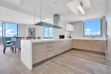 Maule Lake Condo For Sale in North Miami Beach Florida