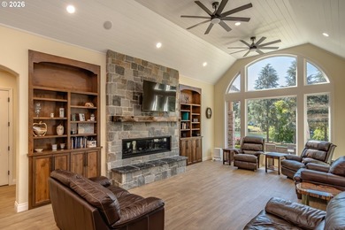 Luxury waterfront living on the backwaters of the North Umpqua - photo 4