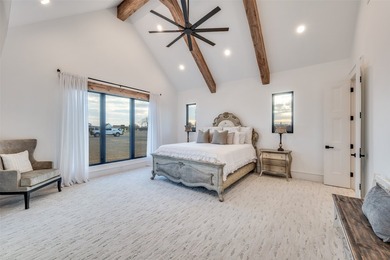 Located just minutes from downtown Denton, this exceptional 247 - photo 9