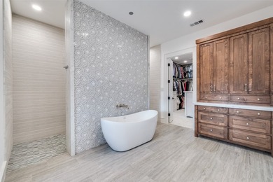 Located just minutes from downtown Denton, this exceptional 247 - photo 10
