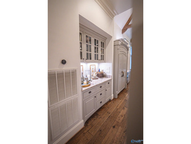 Custom luxury home in Cherokee Ridge's gated golf community - photo 15