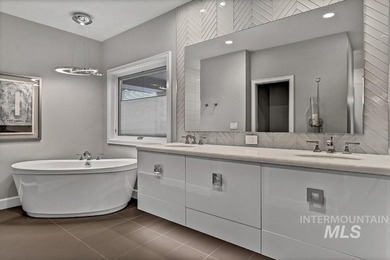 One-of-a-kind foothills home with RV garage. Spectacular view of - photo 24