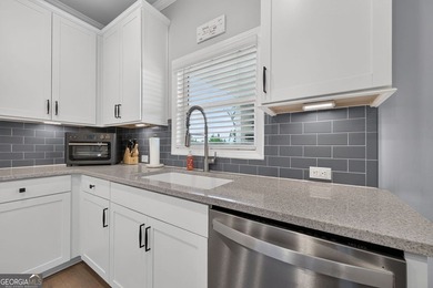 Welcome to Carruth Lake Estates, one of North Forsyth's most - photo 9