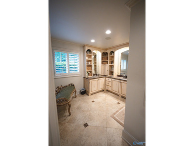 Custom luxury home in Cherokee Ridge's gated golf community - photo 29
