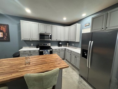 Experience lake living at its best with this brand-new barndo - photo 10