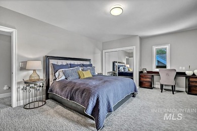 One-of-a-kind foothills home with RV garage. Spectacular view of - photo 32