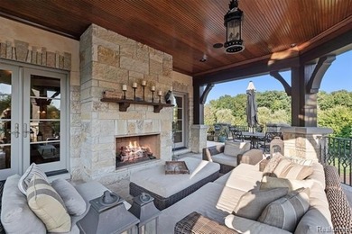 Experience the feeling of a secluded private retreat in this - photo 37