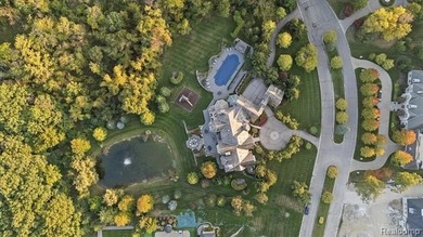 Experience the feeling of a secluded private retreat in this - photo 41