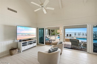 Unobstructed views of the bay. You, too, can wake up to this - photo 11