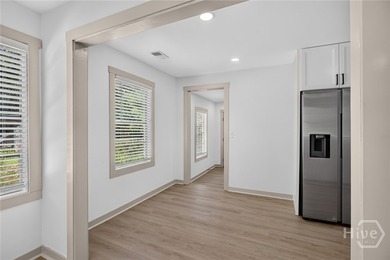 Welcome to 1209 E 69th Street, an adorable Savannah bungalow - photo 11