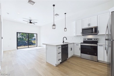 PRICE ADJUSTED - Stunning new construction waterfront duplex in - photo 10