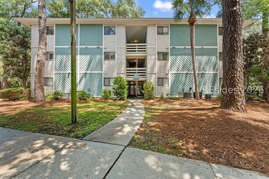 Turnkey, fully furnished second-floor 2-bedroom, 2-bath villa in - photo 1