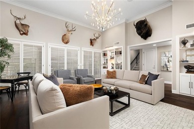 Reminiscent Of Homes In San Antonio, This Exquisite Townhome - photo 8