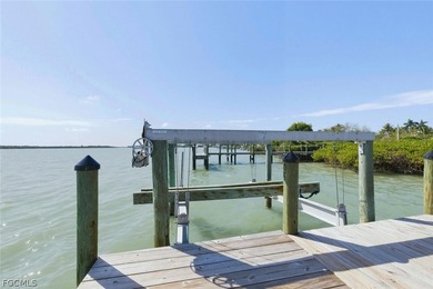 Unobstructed views of the bay. You, too, can wake up to this - photo 35