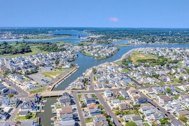 NEW CONSTRUCTION to be built located on one of the premiere - photo 10