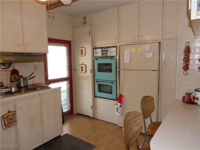 YOU OWN THE LAND| NO LOT FEES | NO HOA FEES| 2 Bedrooms | 1.5 - photo 8