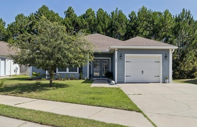 Welcome home to this beautifully maintained one-owner residence - photo 1