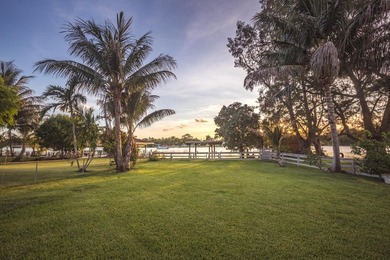 Welcome to this charming 3-bedroom, 2.5-bathroom waterfront - photo 11