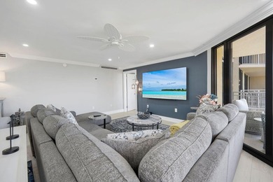 Experience the pinnacle of seaside living in this exquisitely - photo 12