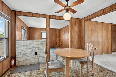 Want a setting with an ideal location close to town and near - photo 9