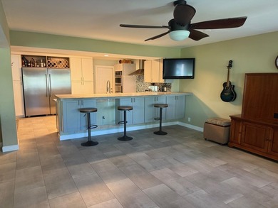 Welcome to this charming 3-bedroom, 2.5-bathroom waterfront - photo 50