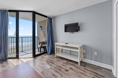 Wake up to the sound of the waves and step into the coastal - photo 6