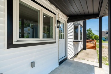 Welcome to 7 Front St, a beautifully renovated 4-bedroom - photo 5