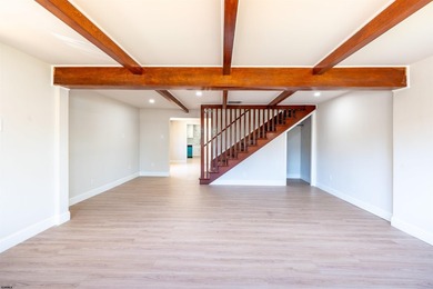 Welcome to 7 Front St, a beautifully renovated 4-bedroom - photo 9