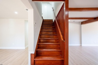 Welcome to 7 Front St, a beautifully renovated 4-bedroom - photo 10