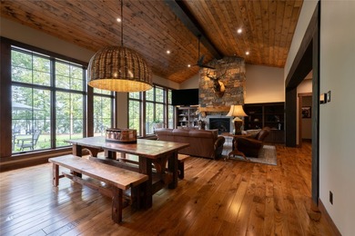 Experience unparalleled luxury and privacy on Garden Lake, part - photo 13