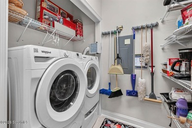 A rare opportunity to own a top-floor, rear corner residence in - photo 20
