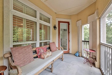 A rare opportunity to own a top-floor, rear corner residence in - photo 21
