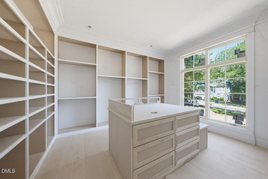 Crafted by award winning Homescapes Builders, this distinguished - photo 25
