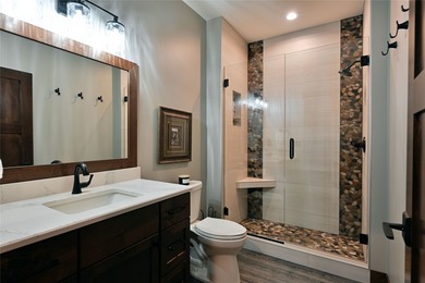 Experience unparalleled luxury and privacy on Garden Lake, part - photo 30