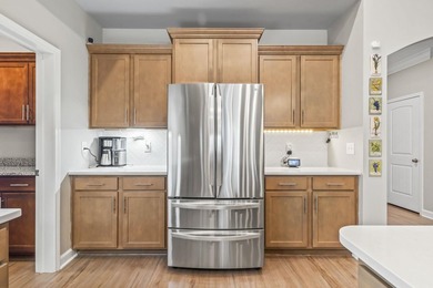 Three-bedroom, three-bathroom Craftsman-style home with a - photo 9