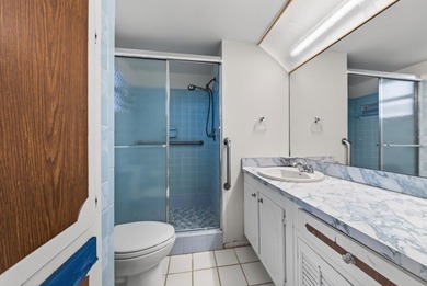 Desirable first-floor end unit in Sunrise Lakes Phase One! This - photo 11