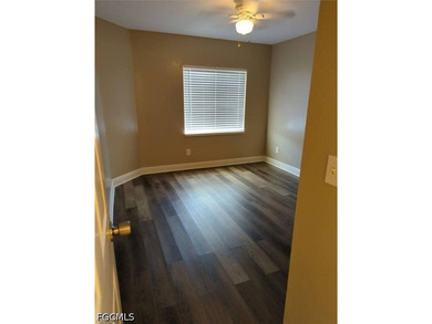 *DUPLEX INVESTMENT OPPORTUNITY IN DESIRABLE SW CAPE CORAL!* - photo 13