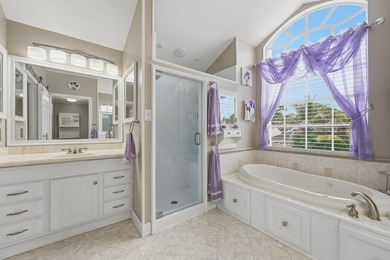 Beautifully updated throughout and move in ready! Open & - photo 13