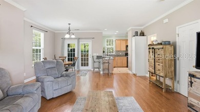Welcome to 4 Blue Haw Ct in Bluffton! This charming 3 bed, 2.5 - photo 5